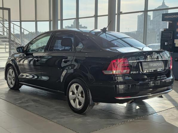 Volkswagen Polo V Рестайлинг с пробегом 2018 года, цена 1 227 000 рублей, 137768 км, седан, Автокод Объявления