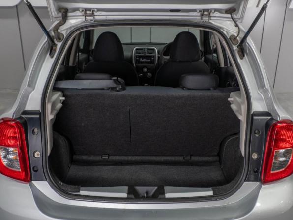 Nissan March IV (K13) Рестайлинг с пробегом 2016 года, цена 689 000 рублей, 119090 км, хэтчбек, Автокод Объявления