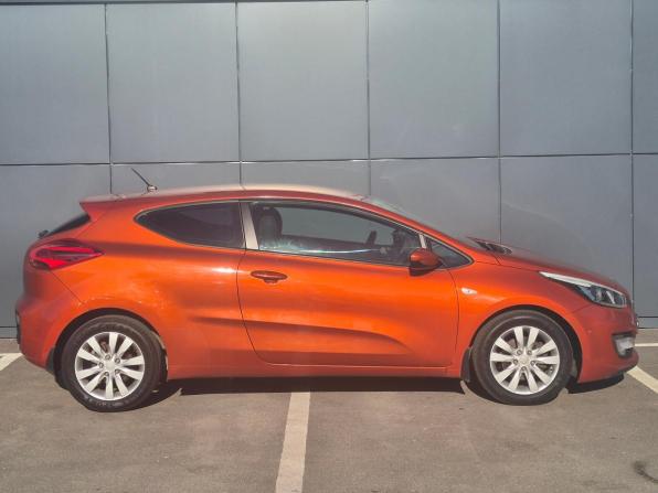 Kia Ceed II с пробегом 2013 года, цена 1 060 000 рублей, 222165 км, хэтчбек, Автокод Объявления