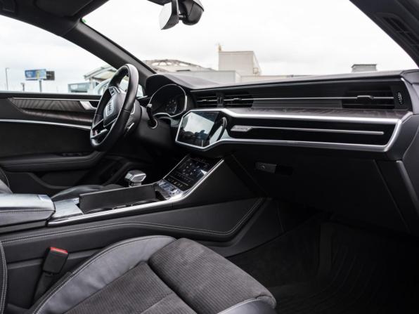 Audi A7 II (4K) с пробегом 2018 года, цена 5 089 000 рублей, 107046 км, лифтбек, Автокод Объявления