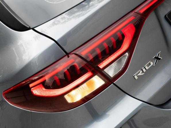 Kia Rio IV Рестайлинг с пробегом 2020 года, цена 1 819 000 рублей, 131000 км, хэтчбек, Автокод Объявления