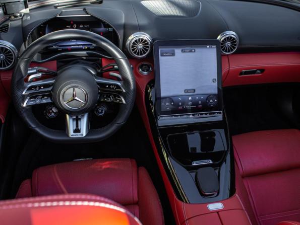 Mercedes-Benz SL-Класс AMG IV (R232) с пробегом 2022 года, цена 11 800 000 рублей, 7960 км, родстер, Автокод Объявления