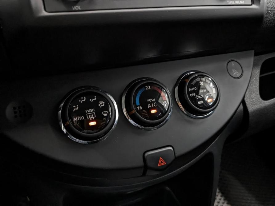 Nissan Note I Рестайлинг Москва  - изображение 21
