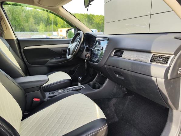Mitsubishi Outlander III с пробегом 2013 года, цена 1 420 000 рублей, 196916 км, внедорожник, Автокод Объявления