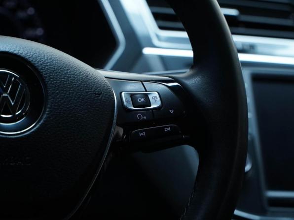 Volkswagen Tiguan II с пробегом 2017 года, цена 1 799 777 рублей, 214049 км, внедорожник, Автокод Объявления