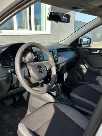 Skoda Rapid II с пробегом 2021 года, цена 1 650 000 рублей, 71950 км, лифтбек, Автокод Объявления