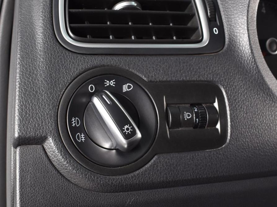 Volkswagen Polo V Рестайлинг Кемерово  - изображение 19