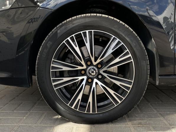 Volkswagen Polo V Рестайлинг с пробегом 2018 года, цена 1 090 000 рублей, 149727 км, седан, Автокод Объявления