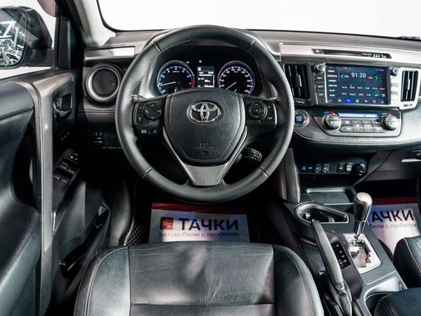 Toyota RAV4 IV (XA40) Рестайлинг с пробегом 2017 года, цена 2 650 000 рублей, 135500 км, внедорожник, Автокод Объявления