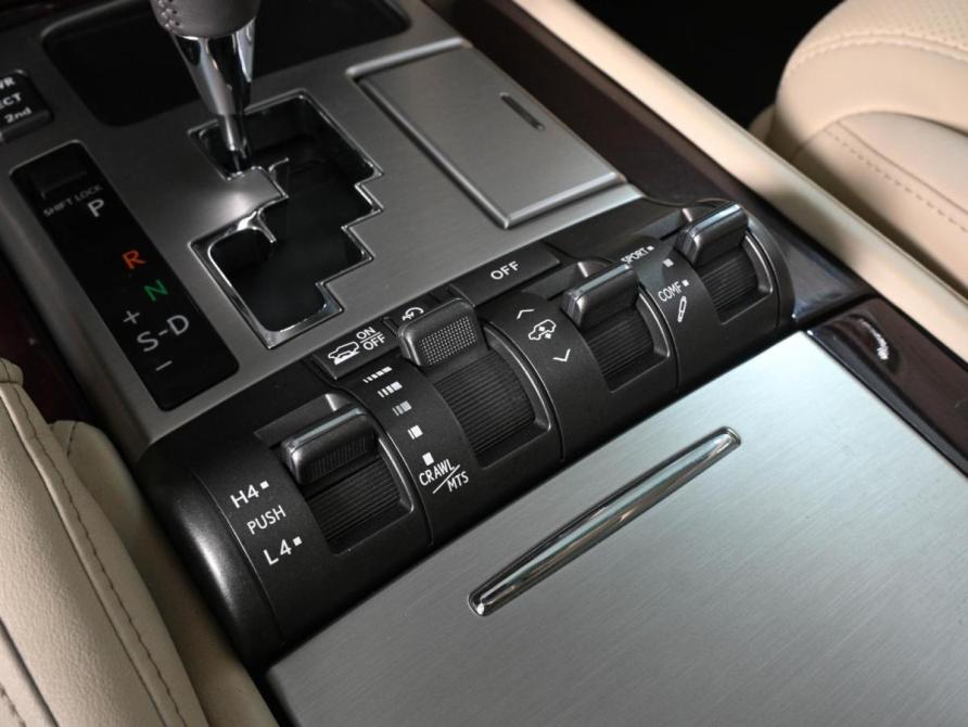 Lexus LX III Рестайлинг Ростов-на-Дону  - изображение 18