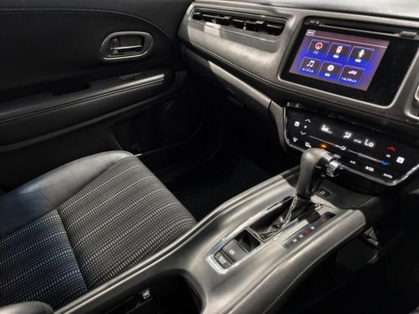 Honda Vezel I с пробегом 2015 года, цена 1 350 000 рублей, 192131 км, внедорожник, Автокод Объявления