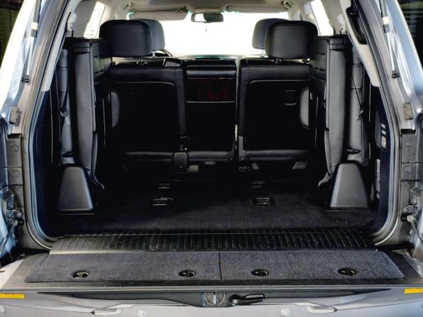 Lexus LX III с пробегом 2011 года, цена 2 870 000 рублей, 273000 км, внедорожник, Автокод Объявления