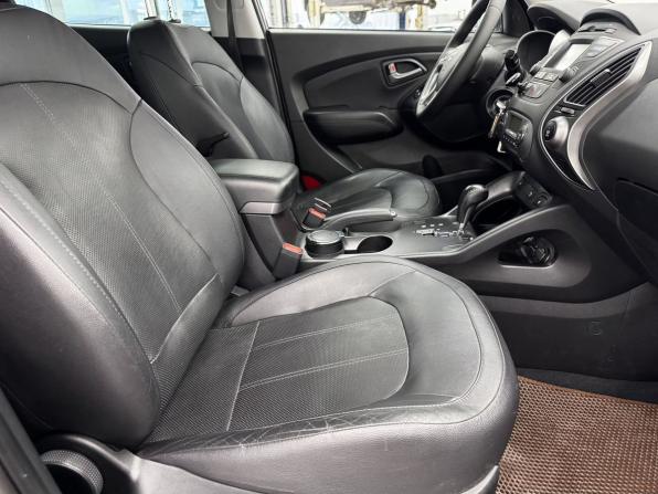 Hyundai ix35 I Рестайлинг с пробегом 2014 года, цена 1 385 000 рублей, 110246 км, внедорожник, Автокод Объявления