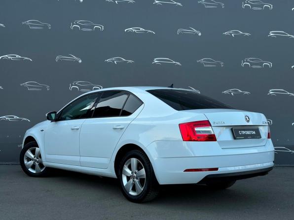 Skoda Octavia III (A7) Рестайлинг с пробегом 2019 года, цена 1 720 400 рублей, 80545 км, лифтбек, Автокод Объявления