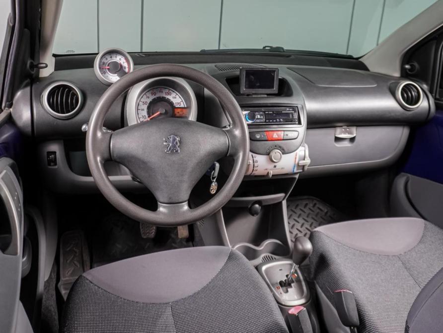 Peugeot 107 I Воронеж  - изображение 6