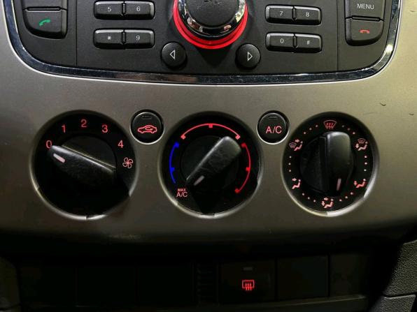 Ford Focus II Рестайлинг с пробегом 2011 года, цена 469 000 рублей, 175703 км, седан, Автокод Объявления