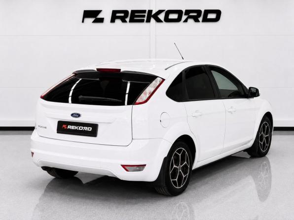 Ford Focus II Рестайлинг с пробегом 2011 года, цена 669 000 рублей, 236621 км, хэтчбек, Автокод Объявления