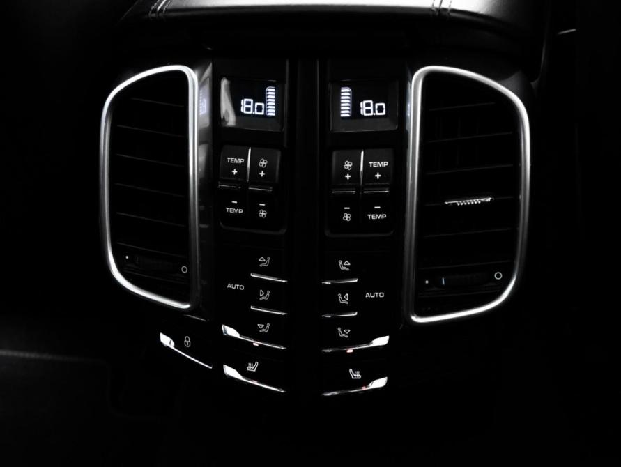 Porsche Cayenne II (958) Санкт-Петербург  - изображение 31
