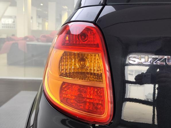 Suzuki SX4 I (Classic) Рестайлинг с пробегом 2013 года, цена 899 000 рублей, 126134 км, хэтчбек, Автокод Объявления