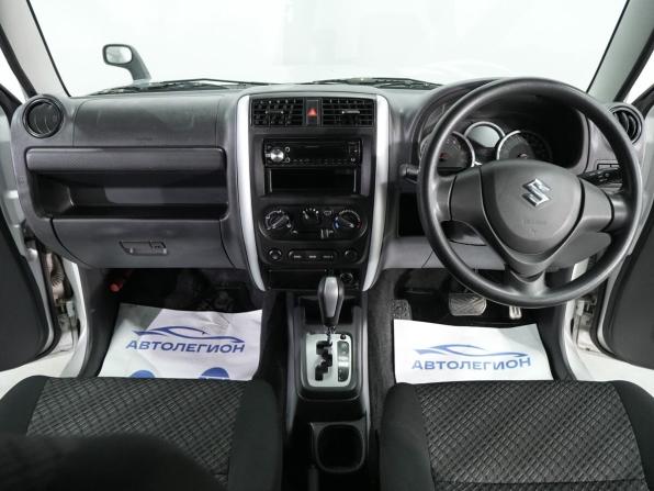 Suzuki Jimny III Рестайлинг 2 с пробегом 2017 года, цена 1 255 000 рублей, 72500 км, внедорожник, Автокод Объявления
