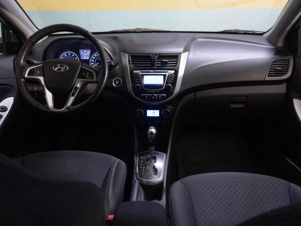 Hyundai Solaris I с пробегом 2013 года, цена 850 000 рублей, 189108 км, хэтчбек, Автокод Объявления