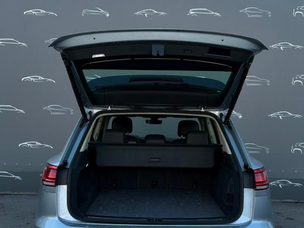 Volkswagen Touareg III с пробегом 2018 года, цена 3 798 900 рублей, 153158 км, внедорожник, Автокод Объявления