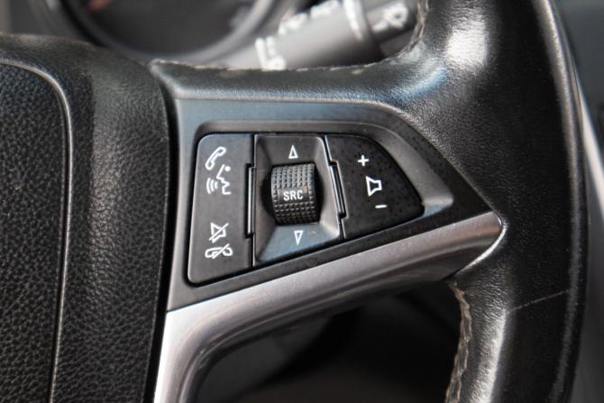 Opel Astra J Рестайлинг с пробегом 2012 года, цена 659 000 рублей, 112000 км, хэтчбек, Автокод Объявления