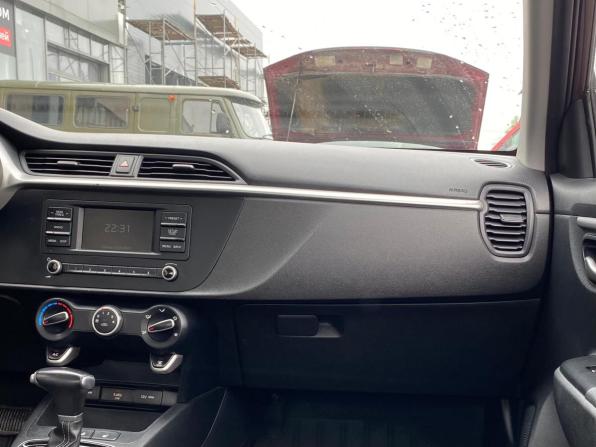 Kia Rio IV Рестайлинг с пробегом 2021 года, цена 979 000 рублей, 131420 км, седан, Автокод Объявления