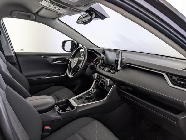 Toyota RAV4 V (XA50) с пробегом 2020 года, цена 3 290 000 рублей, 30845 км, внедорожник, Автокод Объявления