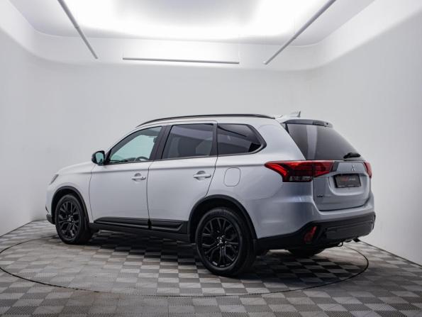 Mitsubishi Outlander III Рестайлинг 3 с пробегом 2021 года, цена 2 590 000 рублей, 68102 км, внедорожник, Автокод Объявления