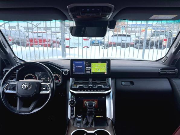Toyota Land Cruiser 300 Series с пробегом 2022 года, цена 11 610 000 рублей, 67907 км, внедорожник, Автокод Объявления
