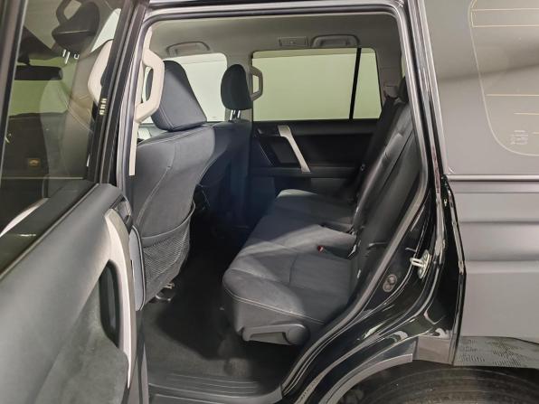 Toyota Land Cruiser Prado 150 Series Рестайлинг 2 с пробегом 2018 года, цена 3 999 000 рублей, 188107 км, внедорожник, Автокод Объявления