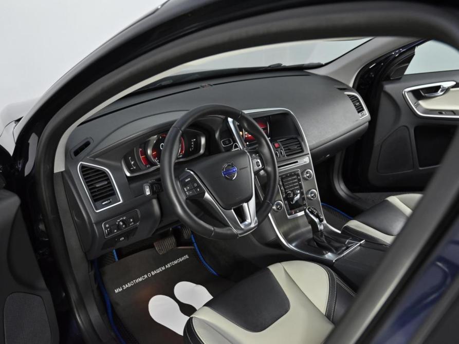 Volvo XC60 I Рестайлинг Москва  - изображение 6