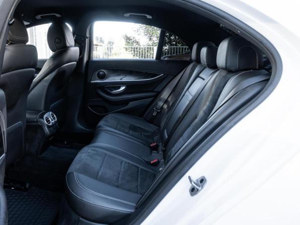Mercedes-Benz E-Класс V (W213 S213 C238) с пробегом 2018 года, цена 2 998 000 рублей, 142571 км, седан, Автокод Объявления