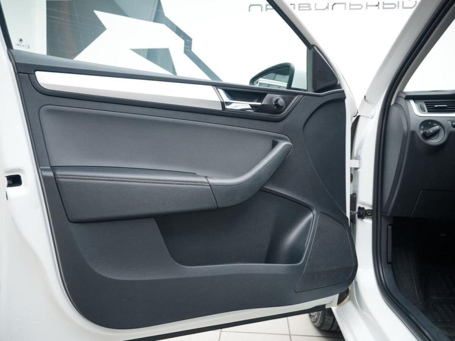 Skoda Rapid I Рестайлинг Ростов-на-Дону  - изображение 10