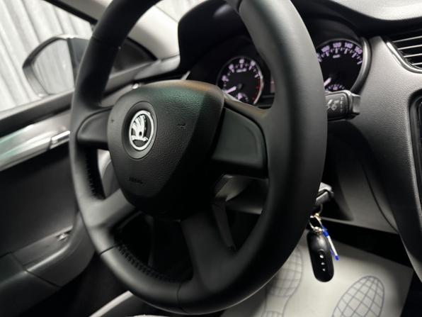 Skoda Octavia III (A7) с пробегом 2014 года, цена 1 140 000 рублей, 207384 км, лифтбек, Автокод Объявления