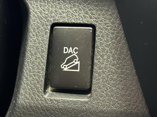 Toyota RAV4 IV (XA40) Рестайлинг с пробегом 2017 года, цена 2 330 000 рублей, 181431 км, внедорожник, Автокод Объявления