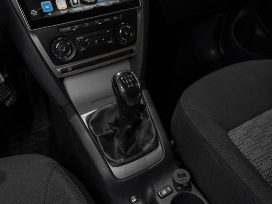 Skoda Octavia II (A5) Рестайлинг Москва  - изображение 14