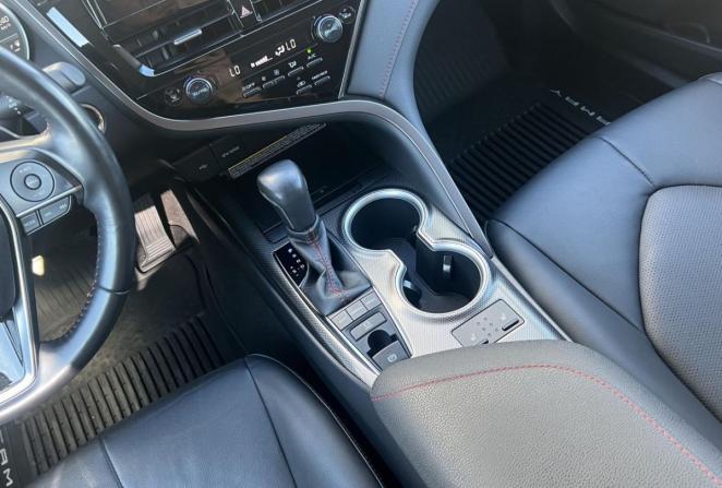 Toyota Camry VII (XV50) Рестайлинг 2 с пробегом 2018 года, цена 2 290 000 рублей, 113538 км, седан, Автокод Объявления
