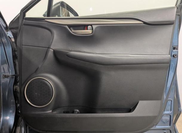Lexus NX I с пробегом 2015 года, цена 2 690 000 рублей, 134500 км, внедорожник, Автокод Объявления