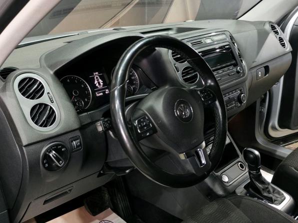 Volkswagen Tiguan I Рестайлинг с пробегом 2015 года, цена 1 422 000 рублей, 153000 км, внедорожник, Автокод Объявления
