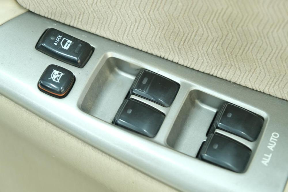 Toyota Corolla IX (E120 E130) Рестайлинг Омск  - изображение 9