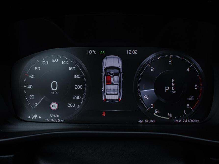 Volvo XC40 I Москва  - изображение 11