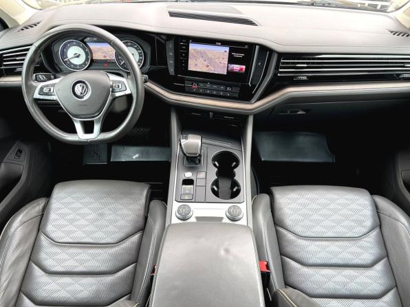Volkswagen Touareg III с пробегом 2018 года, цена 3 969 000 рублей, 159383 км, внедорожник, Автокод Объявления