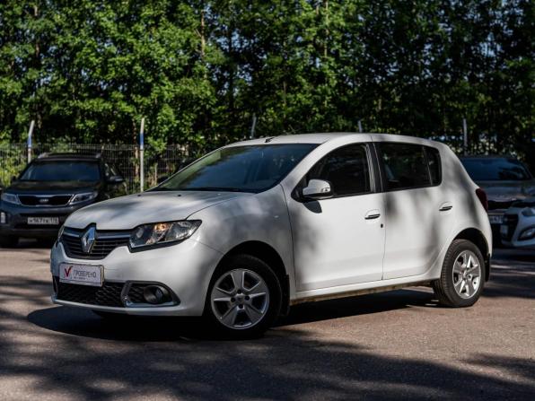 Renault Sandero II с пробегом 2014 года, цена 645 001 рубль, 113500 км, хэтчбек, Автокод Объявления