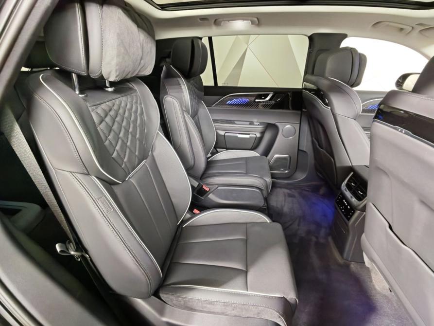 Hongqi E-HS9 Москва  - изображение 16