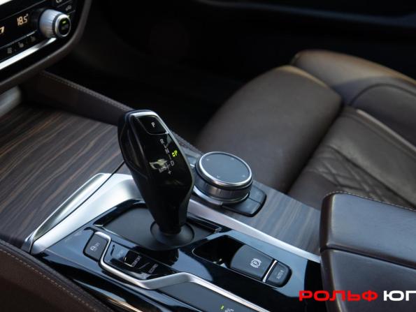 BMW 5 серии VII (G30/G31/G38) с пробегом 2019 года, цена 3 998 000 рублей, 157560 км, седан, Автокод Объявления