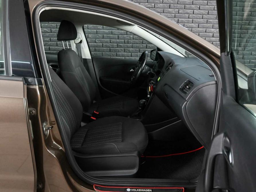 Volkswagen Polo V Рестайлинг Екатеринбург  - изображение 10