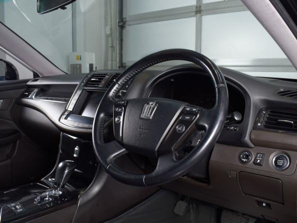 Toyota Crown XIII (S200) с пробегом 2010 года, цена 1 599 999 рублей, 242745 км, седан, Автокод Объявления