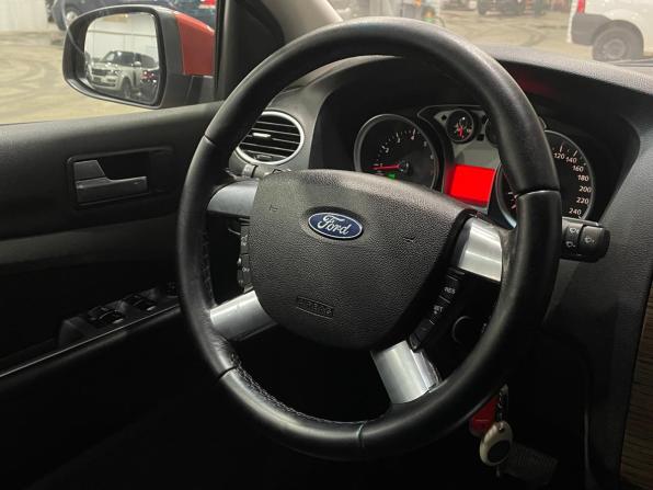Ford Focus II Рестайлинг с пробегом 2008 года, цена 450 000 рублей, 204582 км, седан, Автокод Объявления